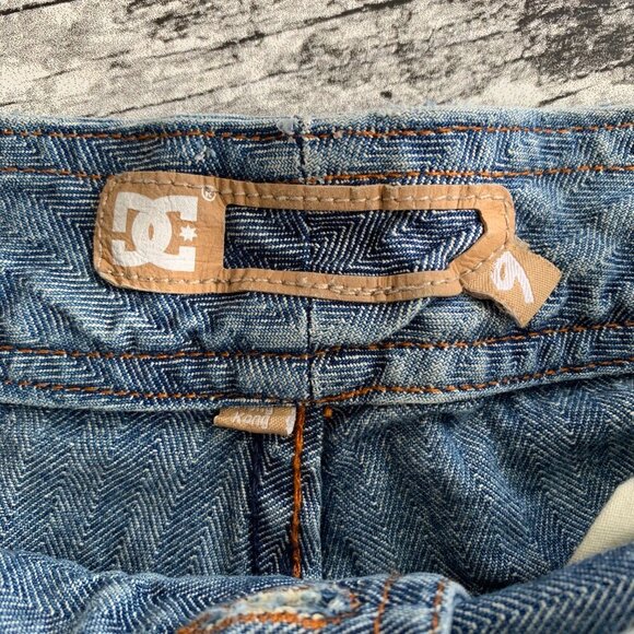 Vintage Y2K DC Shoes Cargo Denim Mid Low Rise Bootcut Jeans - Picture 8 of 16